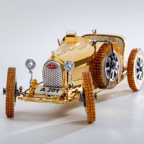 Bugatti 1024 золотой Bugatti 1024 золотой